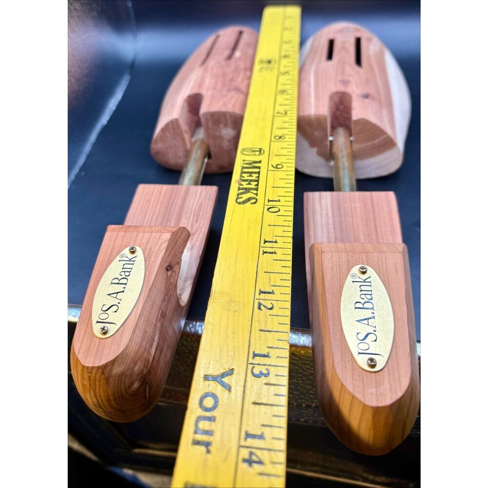 Jos. A. Bank Shoe Tree Size XL Cedar Wood Slit-Toe One Pair - Picture 6 of 6